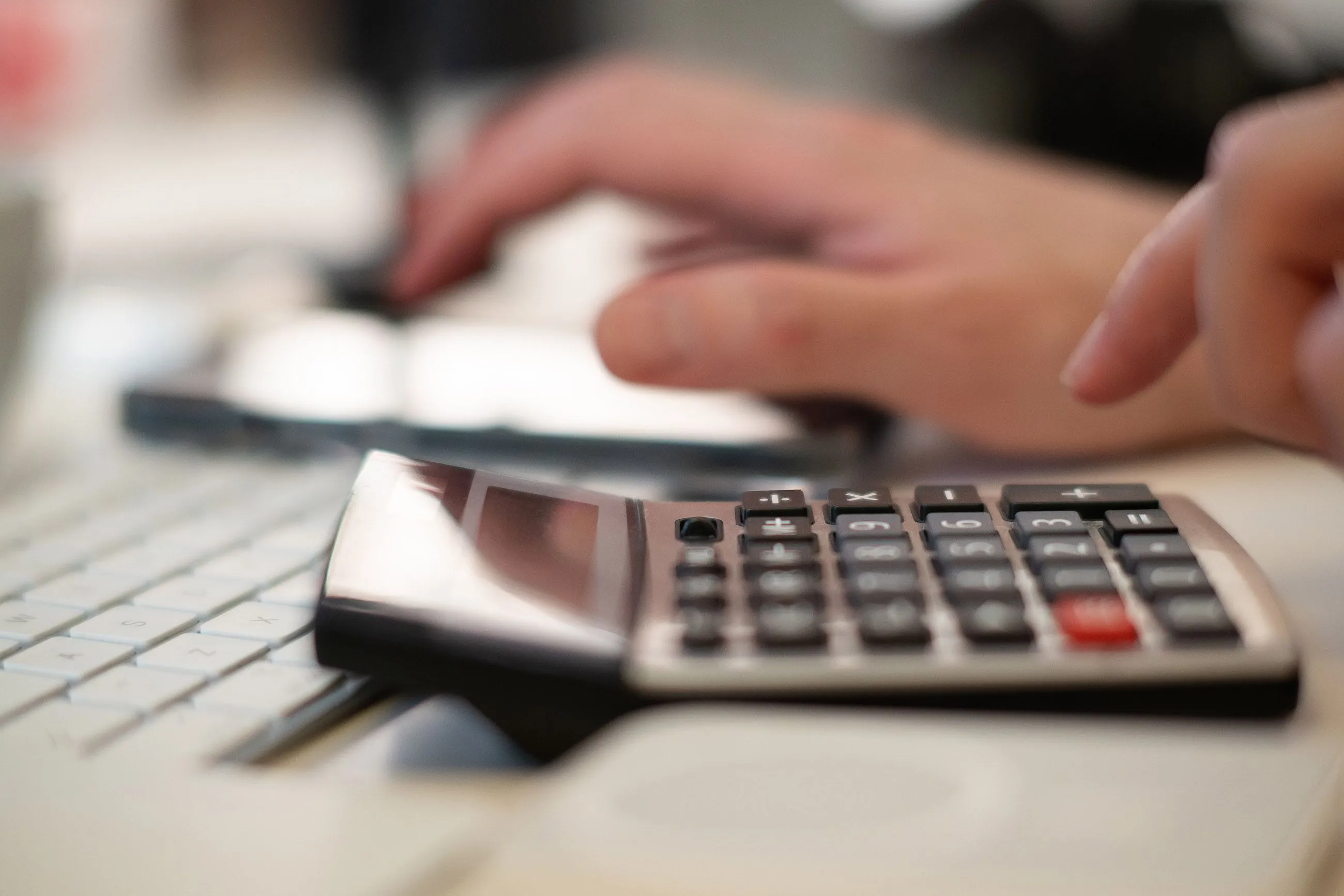 CBAM Certificate Cost Calculator