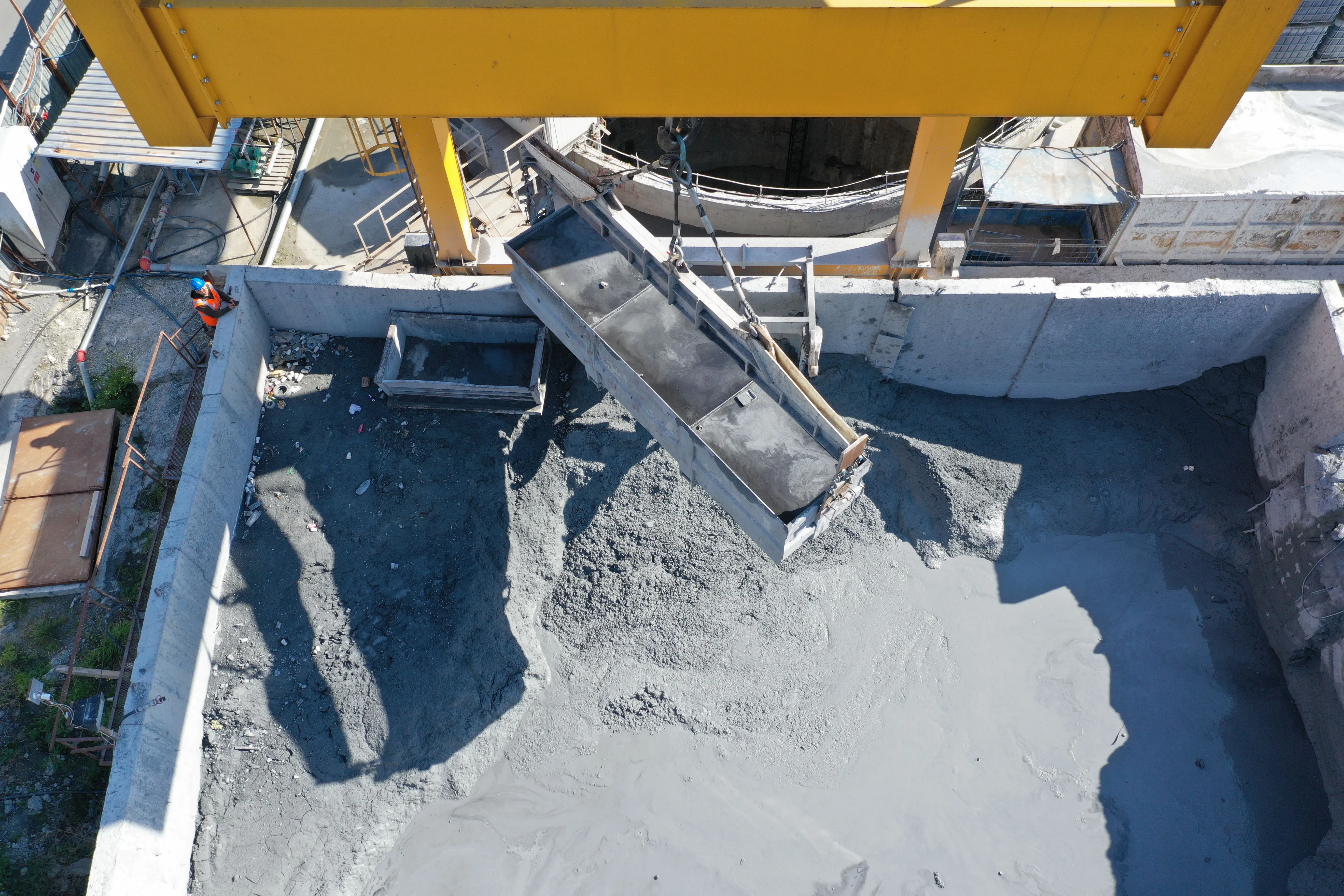 Cement Importers & CBAM: Calculation Methods & Deadlines